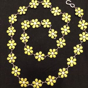 Flower chain belt
